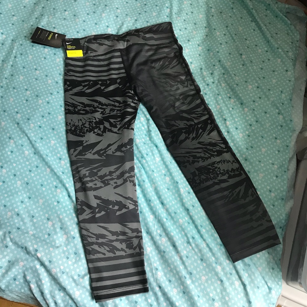 Nike Power Essential Running Crops Size L - Picture 4 of 6